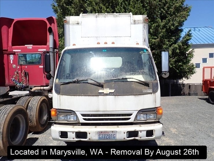 2005-chevrolet-w5500-image-10