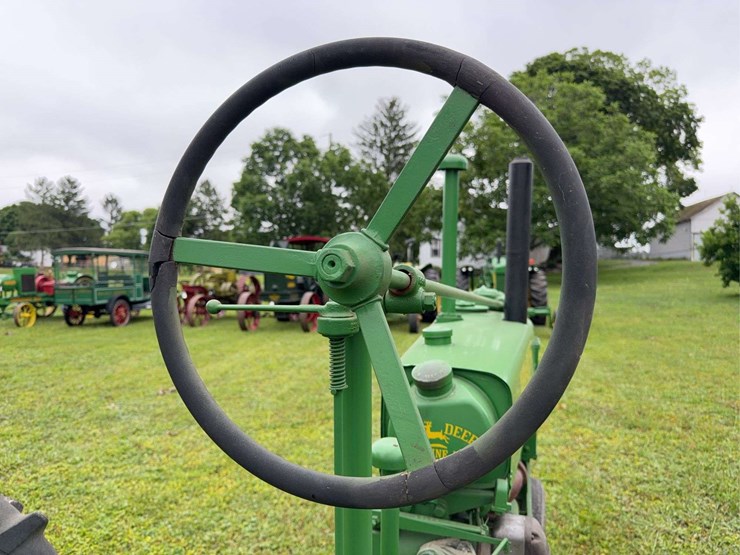 john-deere-model-b-image-36