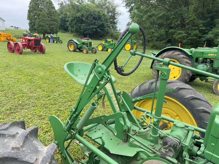 john-deere-h-image-41