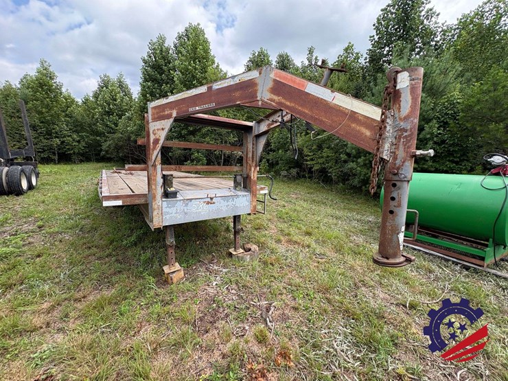 t/a-25’-gooseneck-trailer-image-5