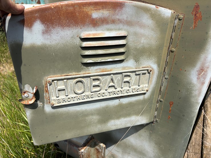 hobart-welder-image-1