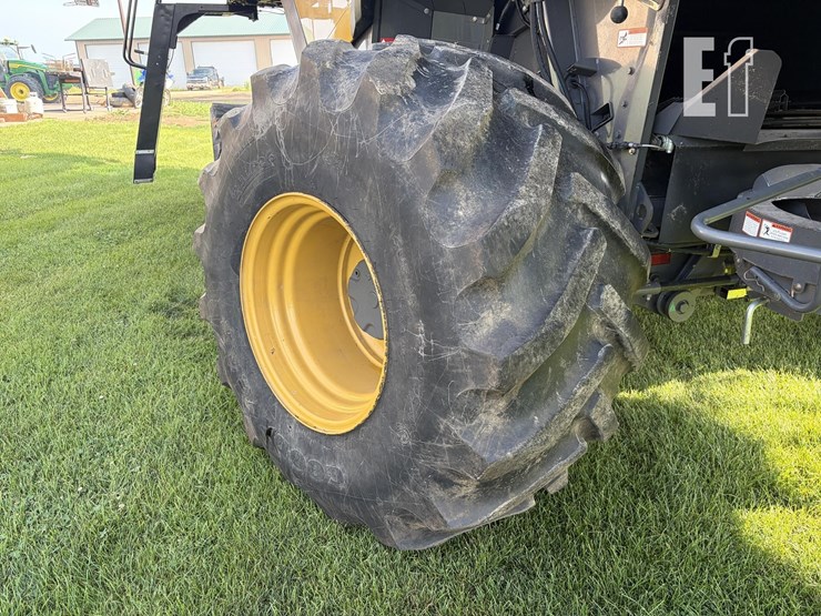 2013-claas-lexion-760-image-14
