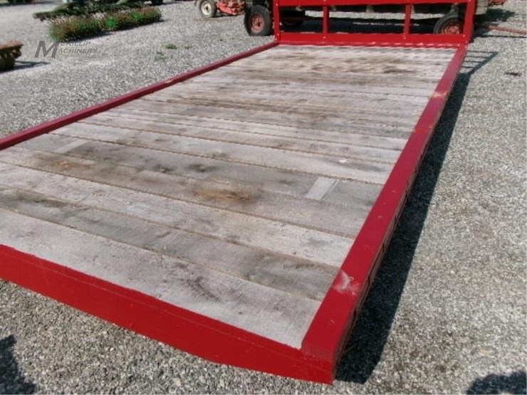8'x16'-wood-hay-rack-image-2