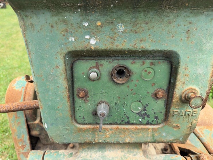 john-deere-730-image-36
