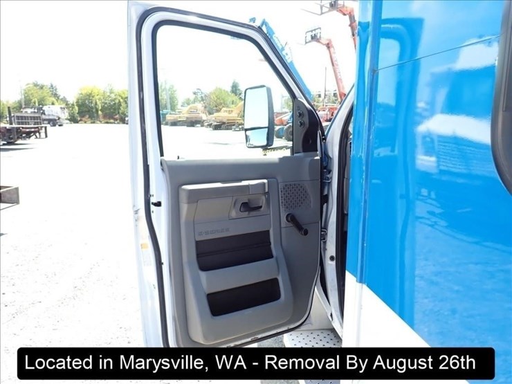 2019-ford-e450-image-19