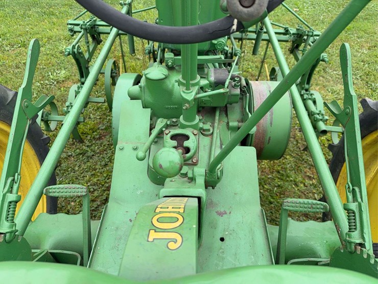 john-deere-h-image-31