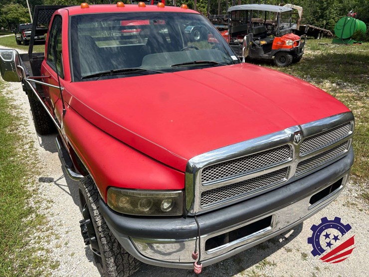 1997-dodge-3500-image-21