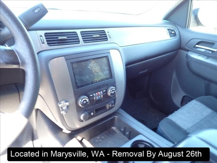 2012-chevrolet-tahoe-image-15