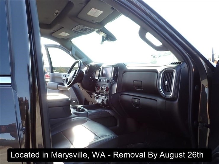 2020-chevrolet-3500-image-6