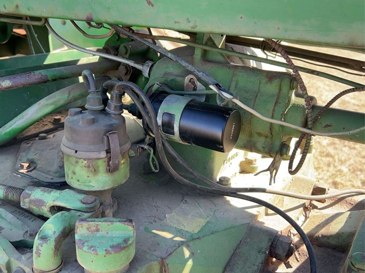 john-deere-720-image-25