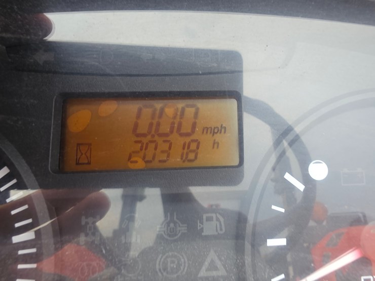 2006-kubota-m8540d-image-13