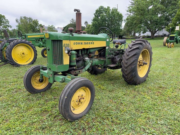 1959-john-deere-430-image-1