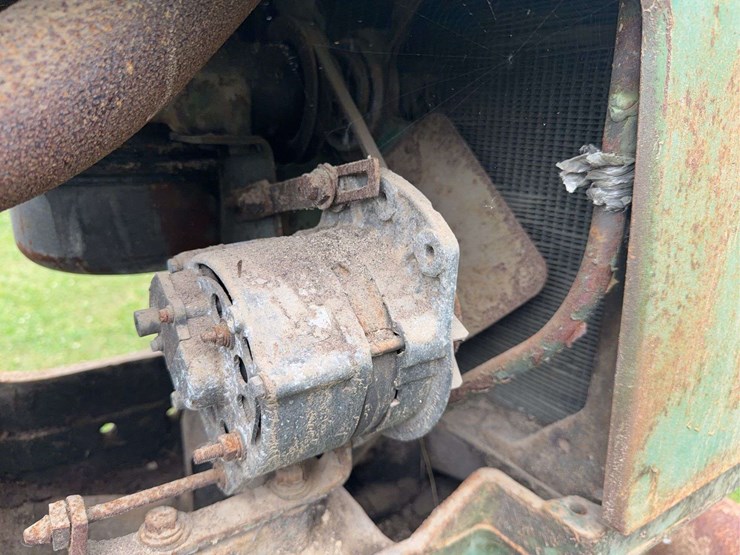 john-deere-730-image-25