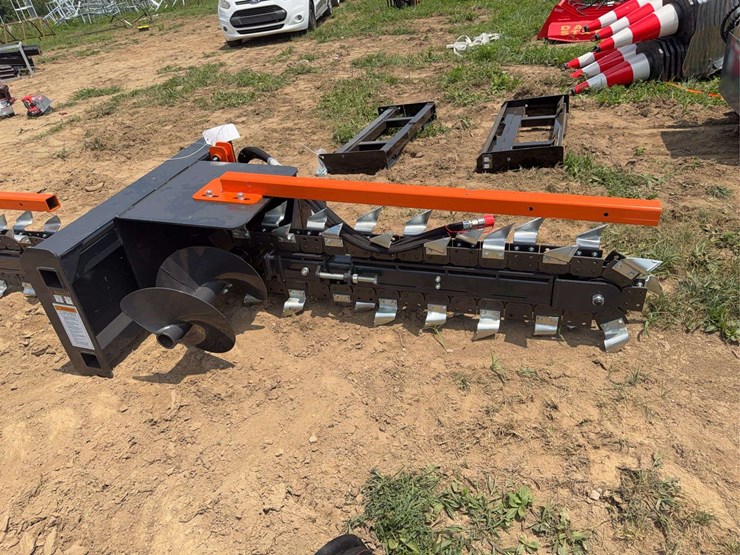 wolverine-skid-steer-trencher.-image-1