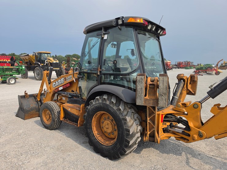 2012-case-580sn-image-14