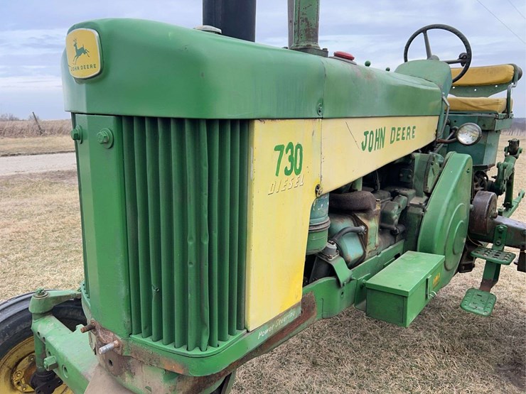 john-deere-730-image-14