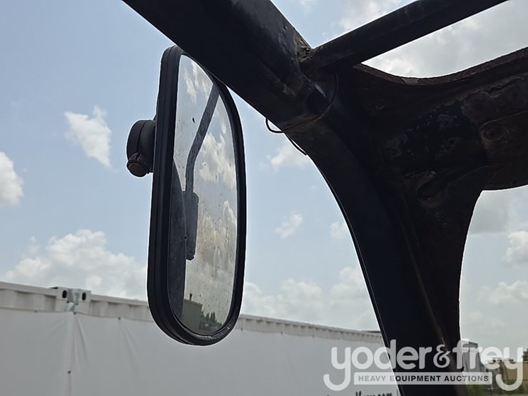 2017-jcb-510-56-image-63