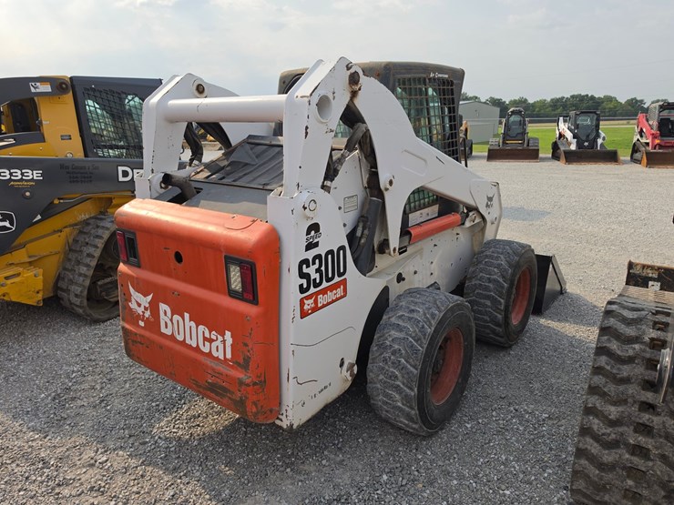 2007-bobcat-s300-image-19