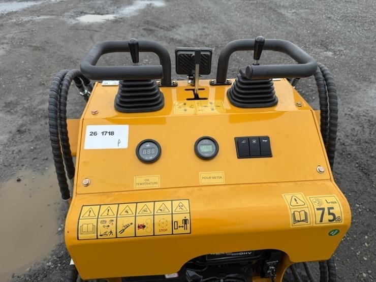 2026-future-ft360t-mini-compact-track-loader-image-15