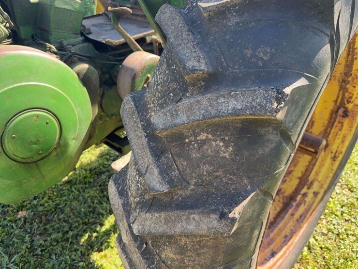 john-deere-630-image-15