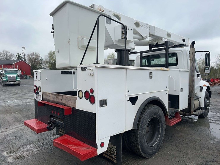 2009-international-durastar-4300-image-4
