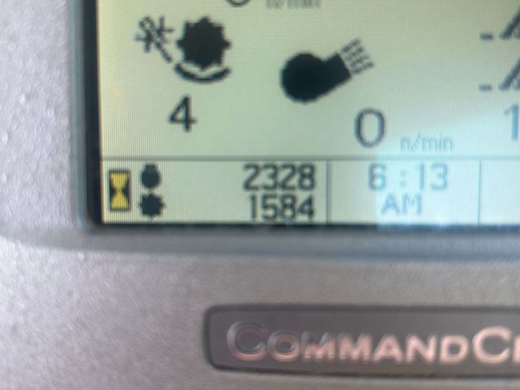 2011-john-deere-9770-sts-image-31