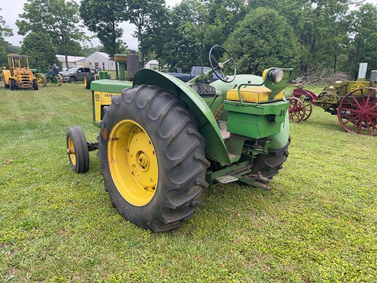 1959-john-deere-830-image-3