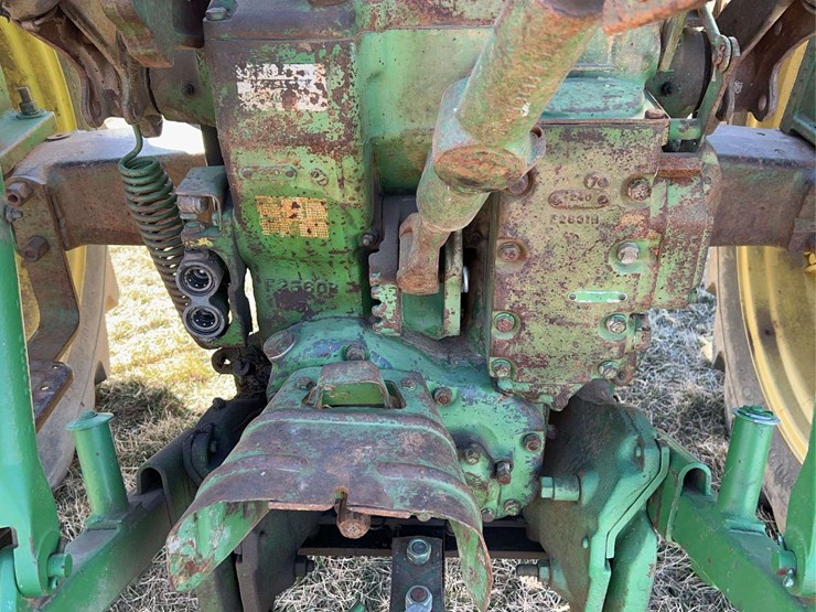 john-deere-720-image-38
