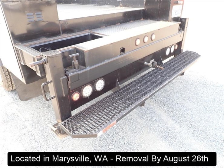 2003-international-durastar-4300-image-33