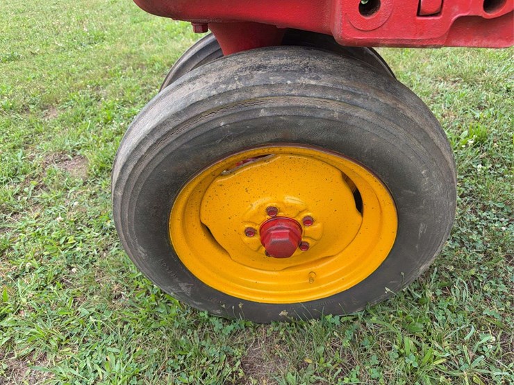 massey-ferguson-44-image-13