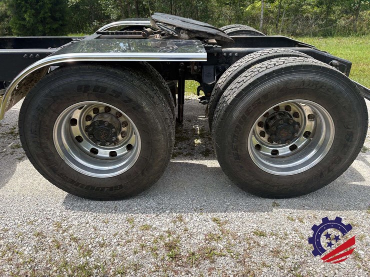 2006-mack-cxn613-t/a-truck-tractor-image-16