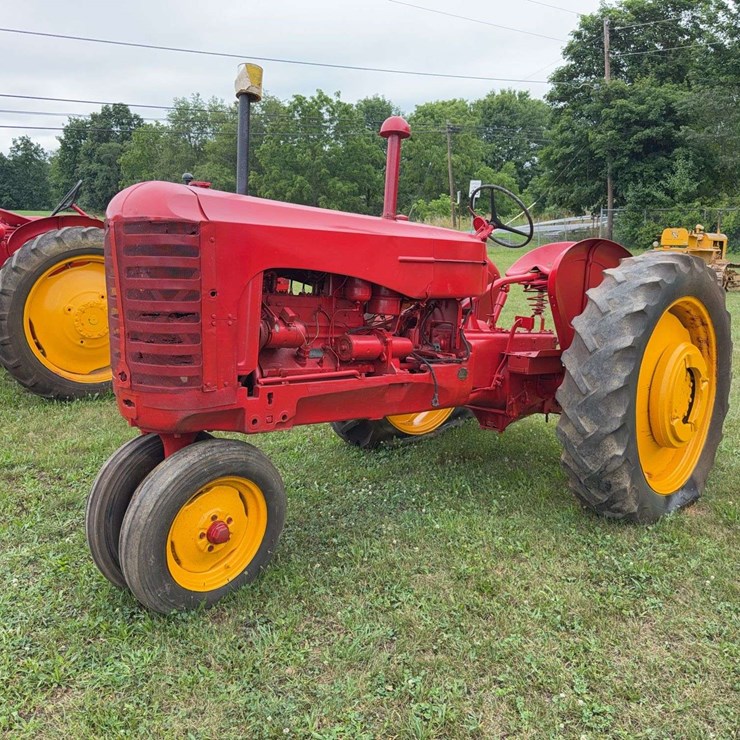 MASSEY-FERGUSON 44