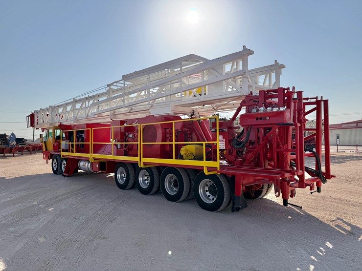 2014-service-king-675-dd-6-axle-well-service-rig,-109'x330k-#-mast-image-8