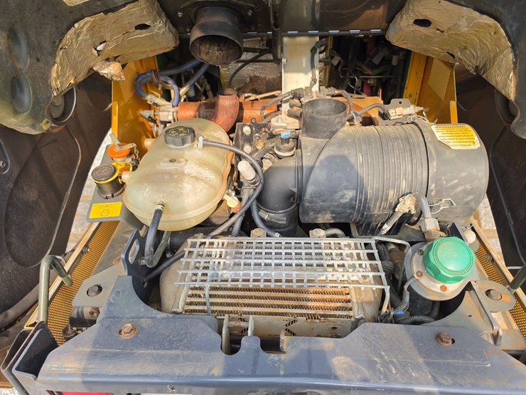 2019-deere-331g-image-19