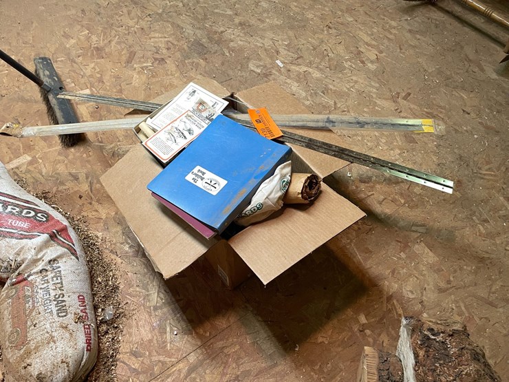 #7139-•-misc.-garage-&-shop-items-image-3