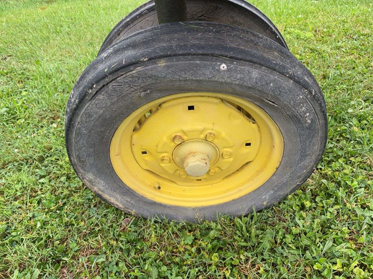 1955-john-deere-40-image-12