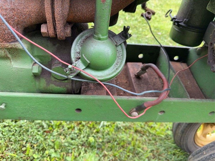 john-deere-h-image-19
