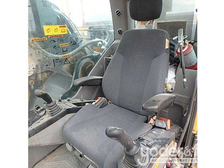 2020-volvo-ec300el-image-26