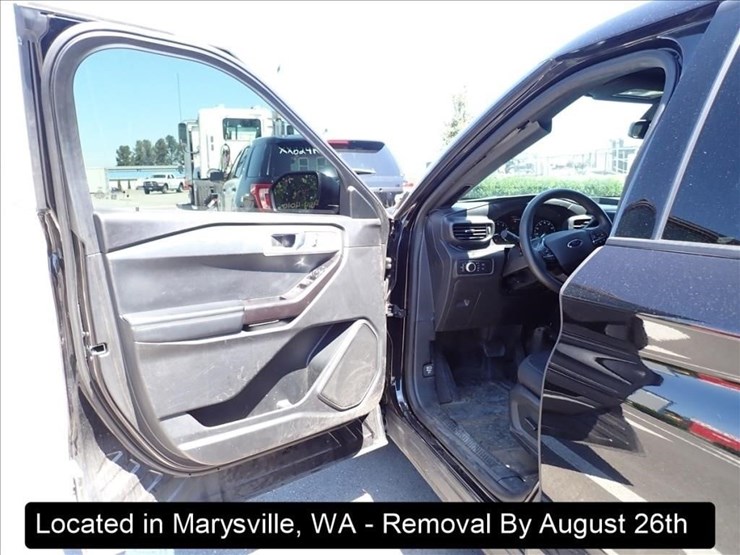2020-ford-explorer-image-4