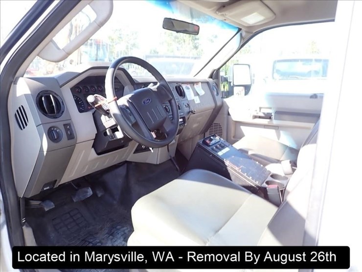 2009-ford-f550-image-16