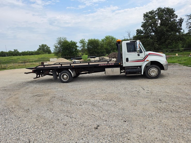 2002-international-durastar-4300-image-22
