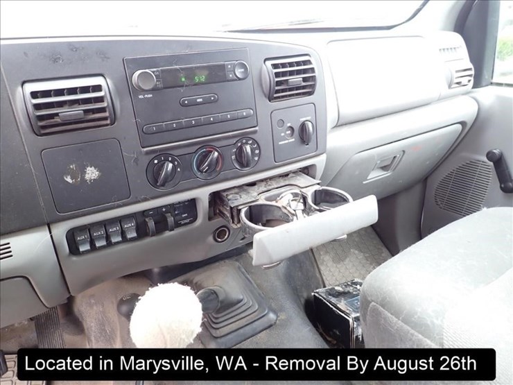 2006-ford-f550-image-9