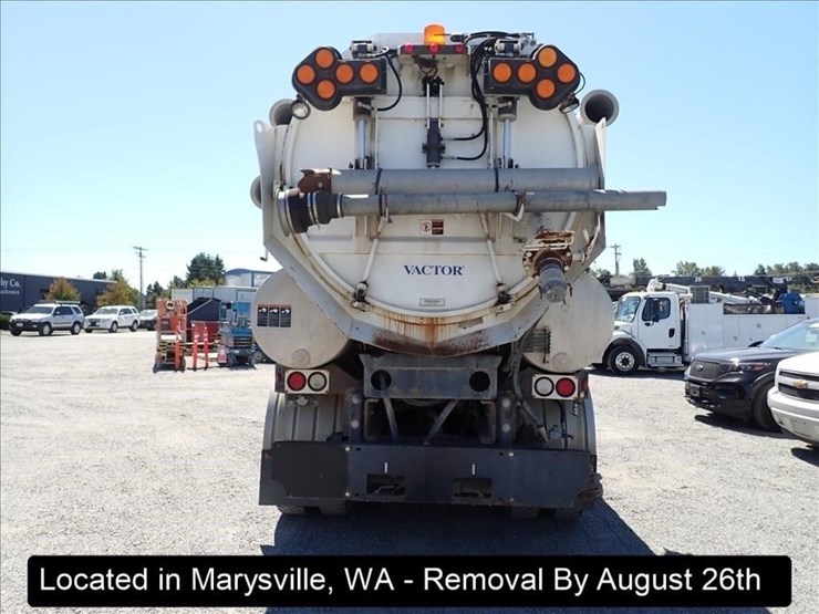 2006-sterling-l9500-image-43