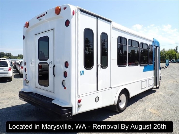 2019-ford-e450-image-8