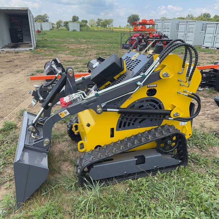 ATS-T460 Power Mini Skid Steer