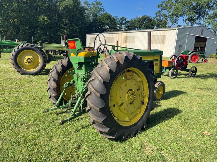 1956-john-deere-620-image-3