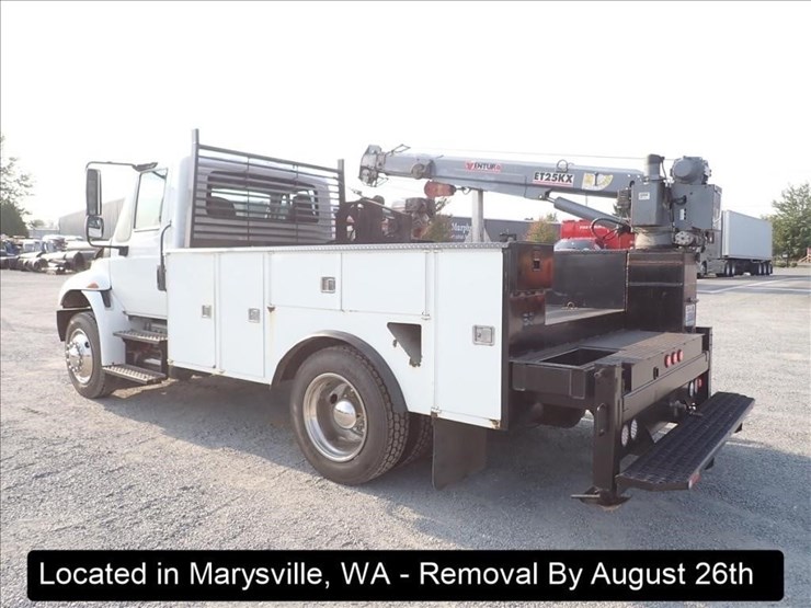 2003-international-durastar-4300-image-23