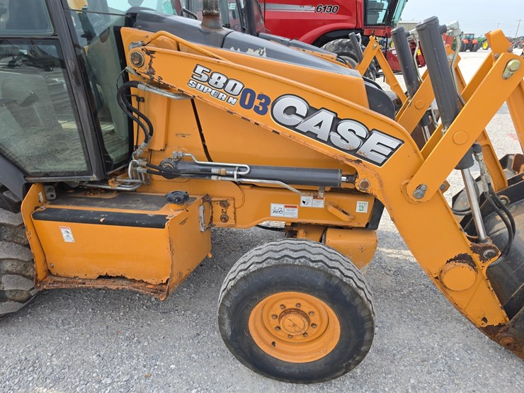 2012-case-580sn-image-24