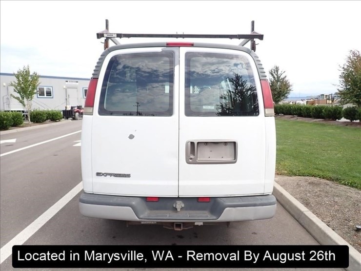 2001-chevrolet-express-3500-image-17