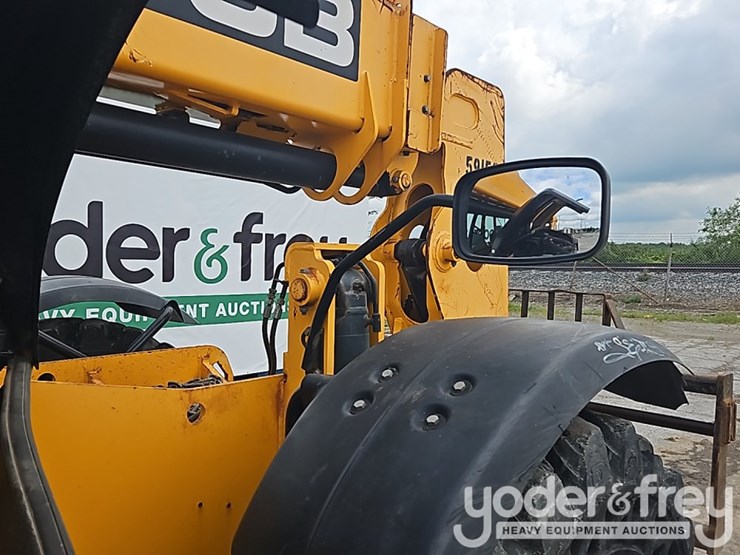 2018-jcb-507-42-image-35